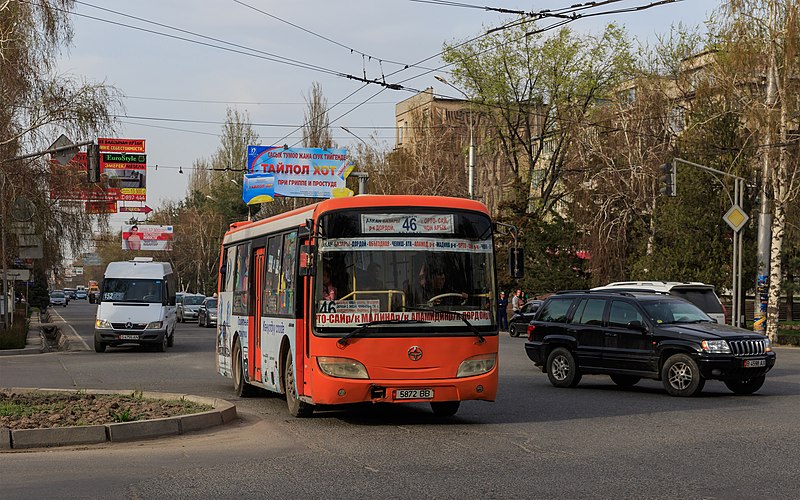 File:Bishkek 03-2016 img35 bus near South Gate.jpg