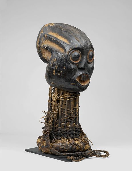 File:Brooklyn Museum 73.36 Funerary Headdress Tugunga (2).jpg