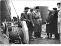 Bundesarchiv Bild 183-68486-0001, Die Öltanks aus Gorki in Rostock eingetroffen.jpg