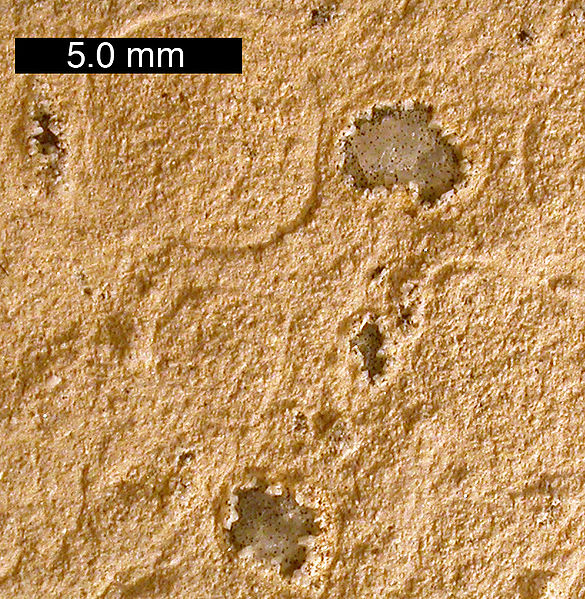 File:CalciteSpherules1.jpg