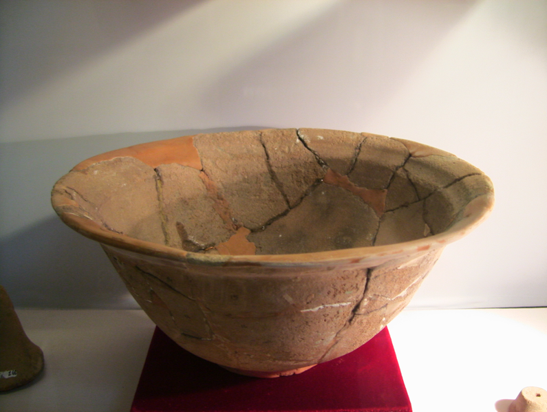 File:Cattien ceramic bowl.png