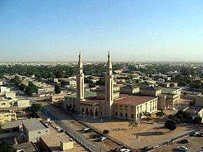 Central mosque in Nouakchott.jpg