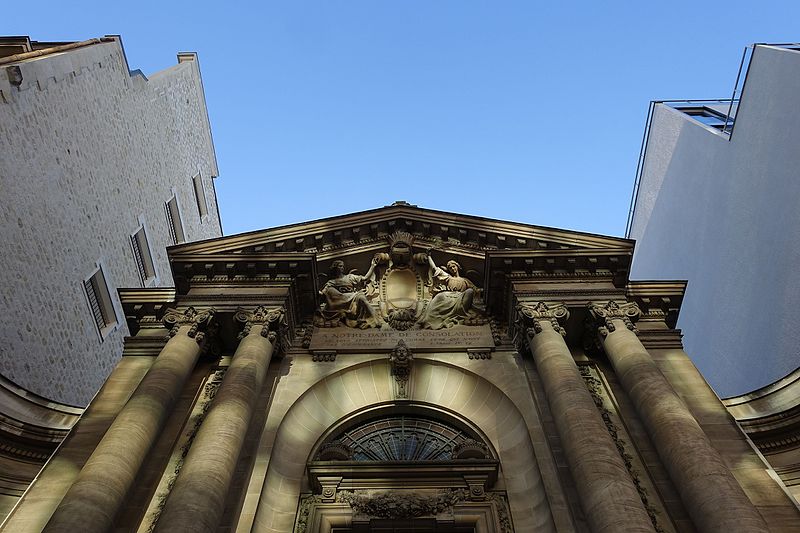 File:Chapelle Notre-Dame-de-Consolation @ Paris (31546664660).jpg