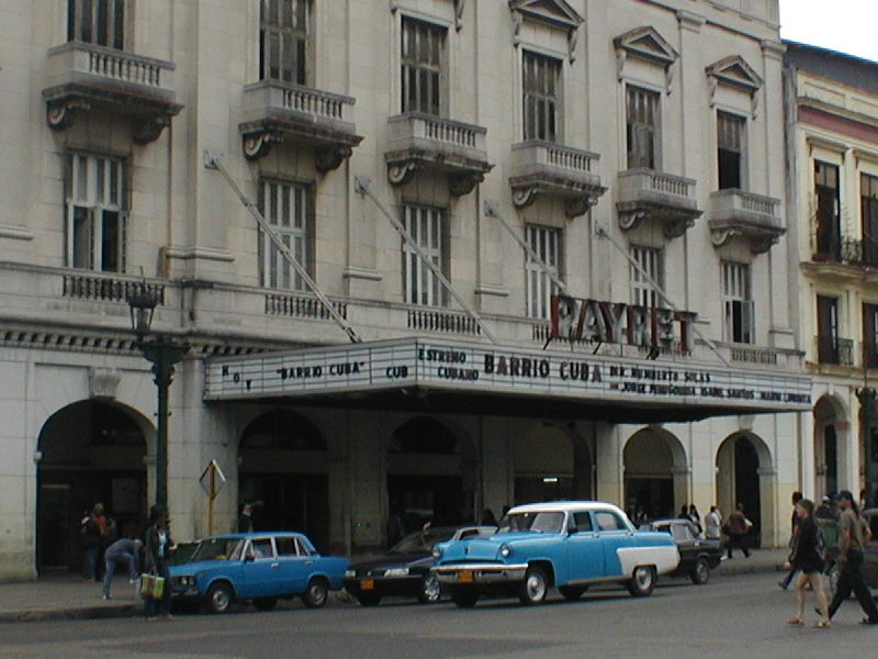 File:Cine en Cuba.jpg