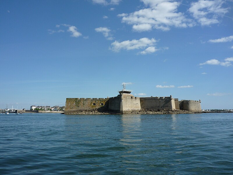 File:Citadel port louis.jpg