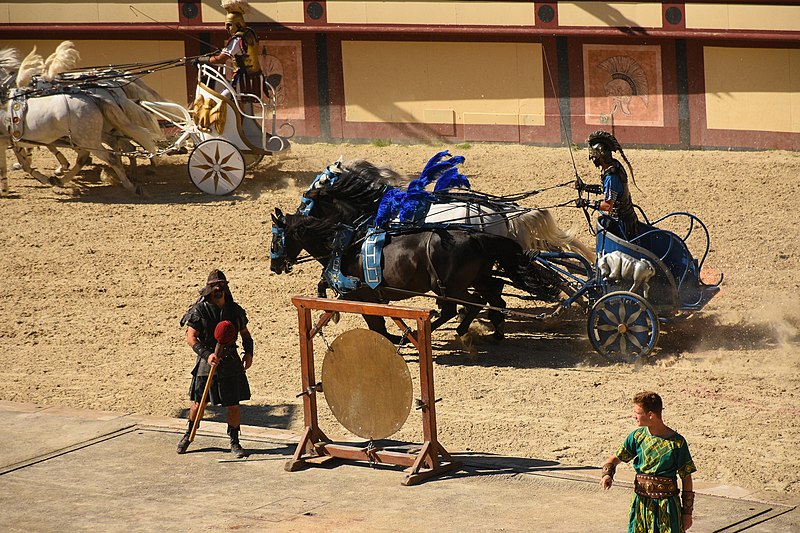 File:Colosseum - Roman Arena 50 - Chariots Racing 9.jpg