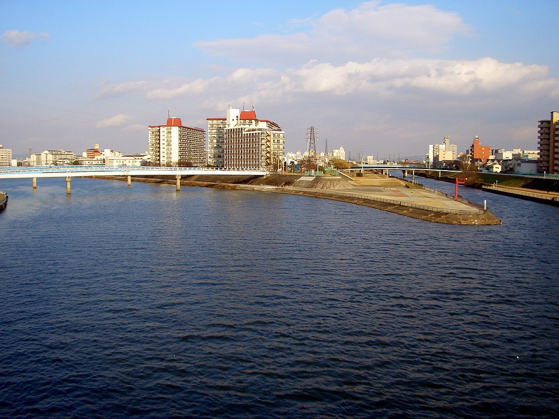 File:Confluence of the River kannzaki and River ai.JPG