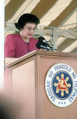 Corazon Aquino vuonna 1992