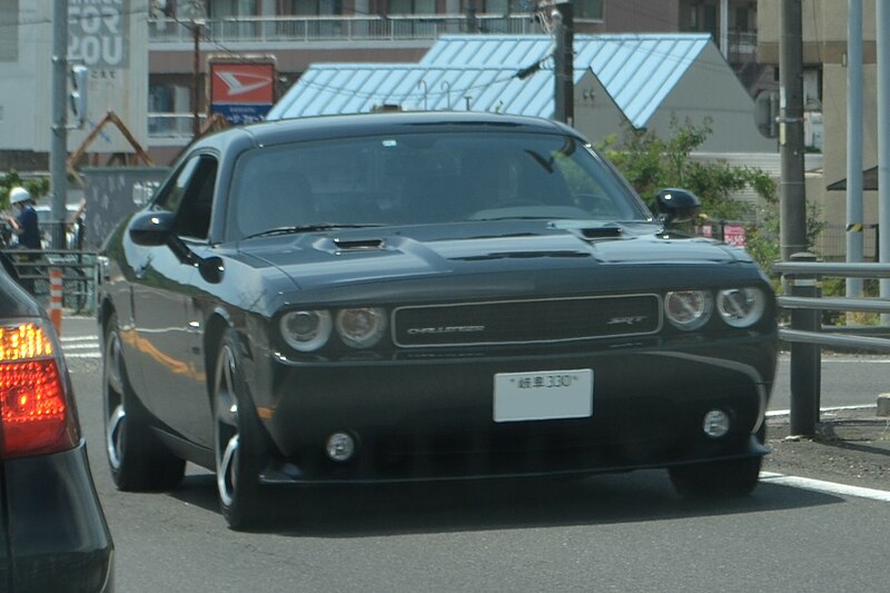 File:Dodge LC Challenger SRT8 (23050311325).jpg