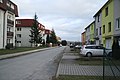 Čeština: Východní pohled do ulice U stadionu v Okříškách, okr. Třebíč. English: East view of U stadionu street in Okříšky, Třebíč District.