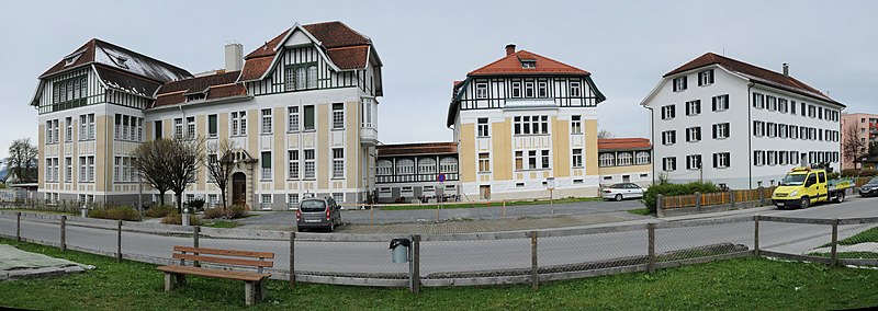 File:Elisabethspital Hohenems 11.jpg