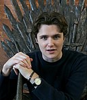 Eugene Simon: Años & Cumpleaños