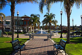 Evergreen Village Square ، San Jose.jpg