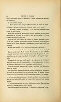 chaque instant des ombres, et donnait à la nature immobile une sorte de vie fantastique. Ils crurent s’être trompés. — Bonne chance ! dit le madgyar à Regnault avec un accent de dédain. — Chacun a sa façon de combattre ; je n’aime pas la vôtre. Adieu ! — À bientôt ! répliqua le chevalier ; — je vous prie seulement de me garder ma place à table. Mosès Geld, profitant de la permission donnée, appliqua un grand coup de houssine sur la croupe de son cheval, qui partit au galop. — Yanos s’éloigna également, mais au pas. Regnault resta seul au milieu de la route. Il attendit, immobile et roide sur sa selle. — La nuit, qui était profonde en ce moment, cachait la pâleur mortelle de son visage, ainsi que le tremblement nerveux qui agitait tout son corps. Il avait peur ; mais il y a des natures qui ont peur et qui osent… . . . . . . . . . . . . . . . . . . . . . . . . . La nuit avait surpris M. le vicomte d’Audemer à un demi mille du schloss. Il suivait sans crainte la route battue. Trop de pensées se pressaient dans son cerveau pour qu’il put donner place à de vulgaires inquiétudes. Bien qu’il eût passé une grande partie de sa jeunesse en Allemagne auprès du propre frère du comte Gunther, il n’avait jamais mis les pieds au château de Bluthaupt, et n’en connaissait point les abords. Il s’avançait au trot, sans savoir si la route à parcourir était désormais courte ou longue. Une demi-heure après avoir quitté la traverse d’Essslbach, il aperçut au-devant de lui une forme noire qui tenait le milieu du sentier. Le vicomte poursuivit sa route sans accorder la moindre attention à cet incident. — La forme noire était un homme à cheval, enveloppé dans un manteau, dont le collet relevé lui cachait le visage. M. d’Audemer l’eut bientôt dépassé. À quelques pas plus loin, le sentier se bifurquait, allant d’un côté au schloss, de l’autre se dirigeant vers la Hœlle. Le vicomte s’arrêta en cet endroit. — Regnault l’avait prévu. —