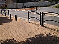 osmwiki:File:Fence on the sidewalk.JPG