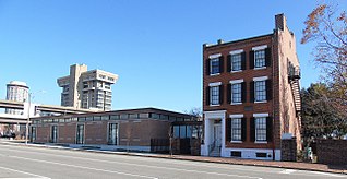 Eugene Field House (St. Louis)