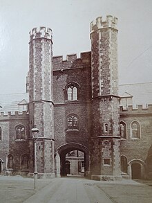 First Quad gate tower, St. John's College, Cambridge (1511-20) First Court Gatehouse, St John's College, Cambridge c1870.jpg