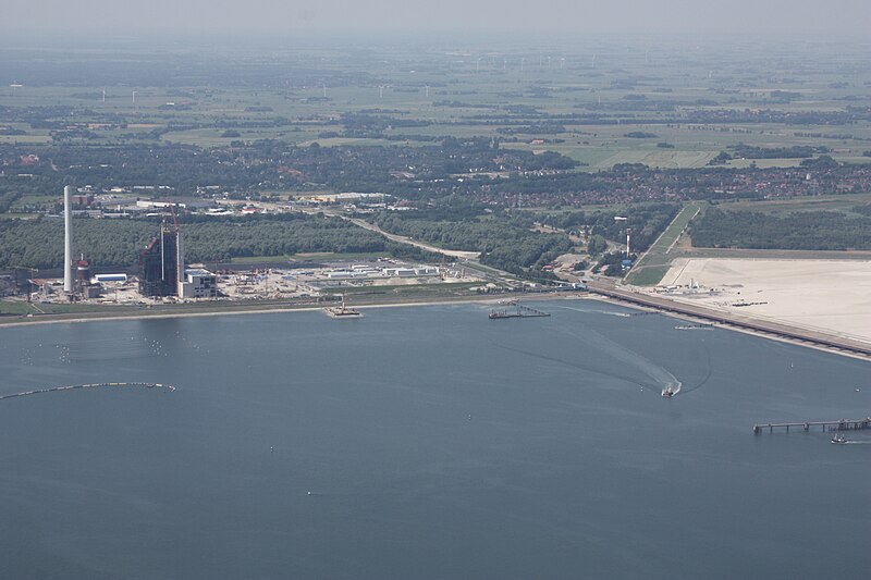 File:Flug Wilhelmshaven 2010 104.JPG