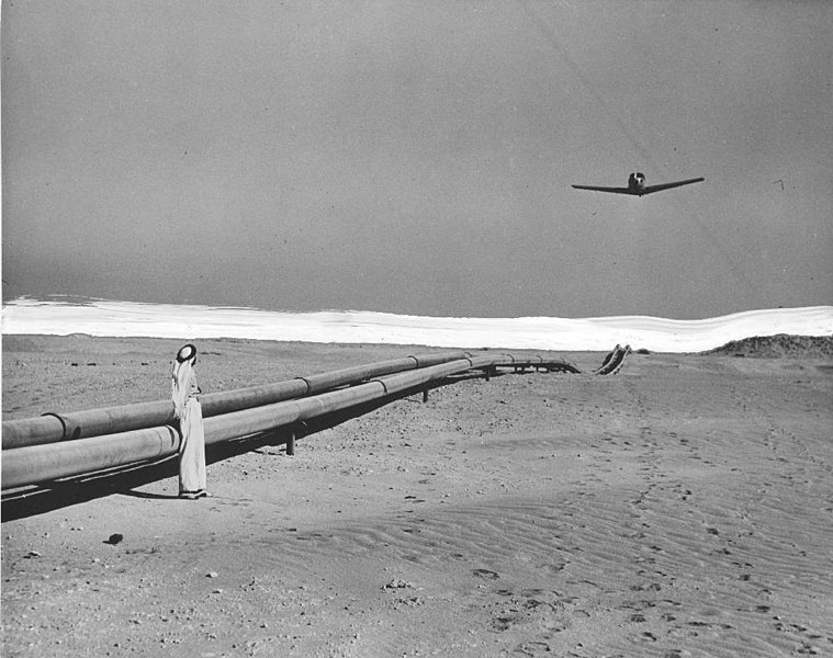 File:Flying over the Trans-Arabian Pipeline.jpg