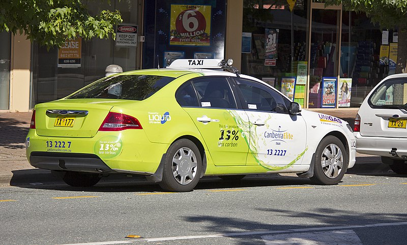 File:Ford FG Falcon running on LPG, operated by Canberra Elite Taxi, photographed in Tuggeranong Town Centre.jpg