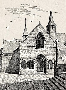 Graustufenzeichnung der Fassade einer Krankenhauskapelle.