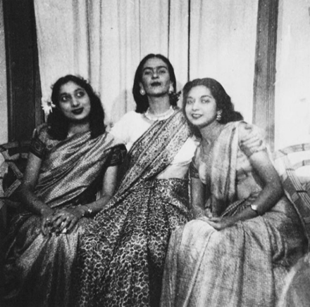 Kahlo (centre), Nayantara Sahgal (right) and Rita Dar at Casa Azul in 1947