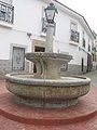 Fuente en plaza Demetrio Medina