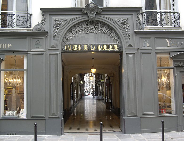 File:Galerie de la Madeleine, Paris 8.jpg