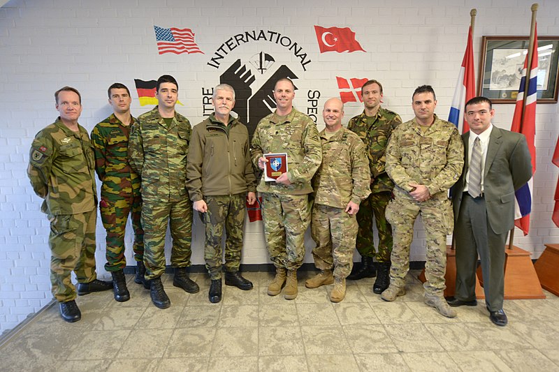 File:Gen. Pavel visits ISTC-099 (25377414785).jpg