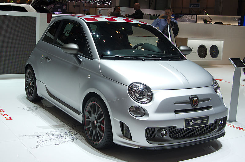 File:Geneva MotorShow 2013 - Abarth 695 Record.jpg