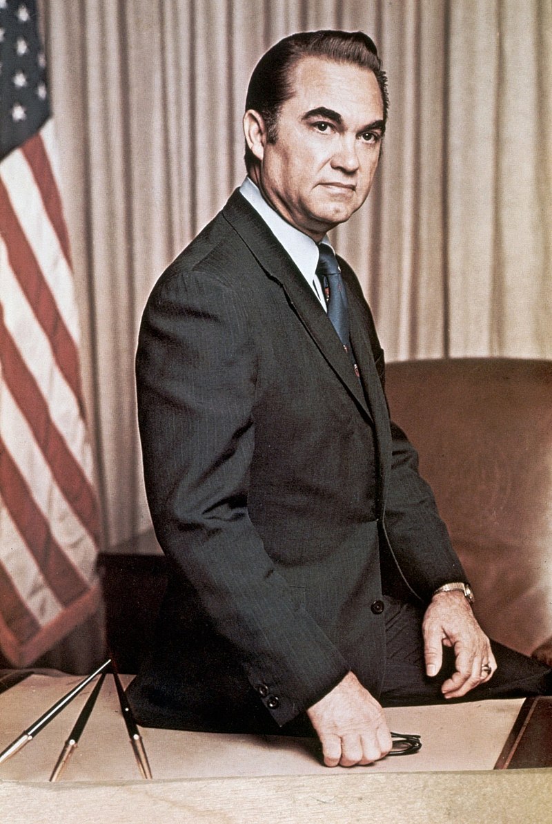 800px-George_Wallace_official_portrait.jpg