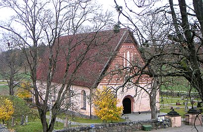 Vägbeskrivningar till Giresta Kyrka med kollektivtrafik