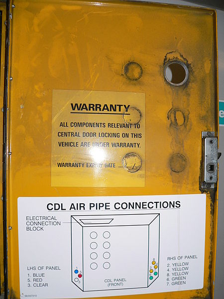 File:HST-centraldoorlocking-controlpanel-02.jpg