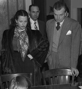 Hedy Lamarr och John Loder.jpg