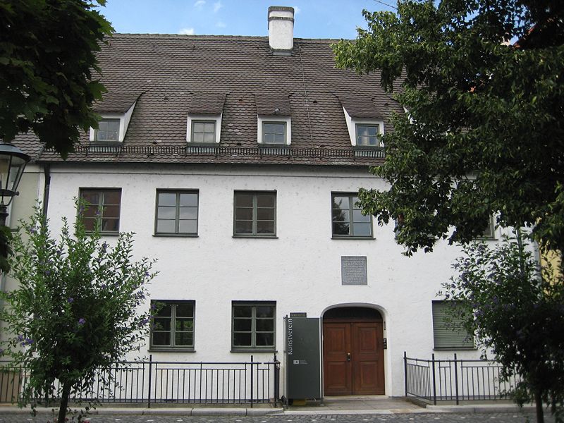 File:Holbeinhaus Augsburg.jpg