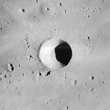 Hortensius кратері 4133 h1.jpg