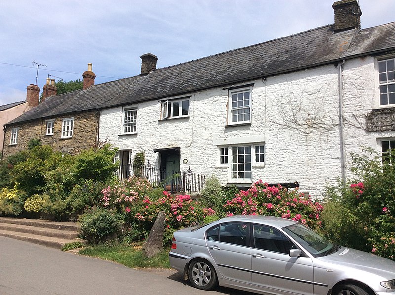 File:Howell's House, Grosmont, Monmouthshire.jpg