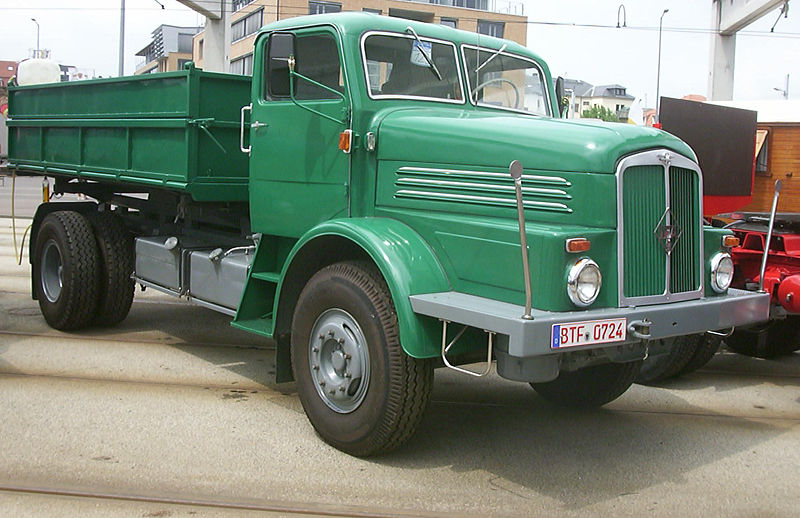 File:IFA H6 Kipper (grün).jpg