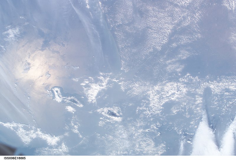 File:ISS006-E-18885 - View of Equatorial Guinea.jpg