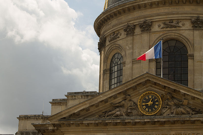 File:Institut de France, Paris 14 August 2015.jpg