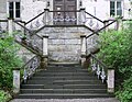 Alte Universität am Fürstengraben, Freitreppe