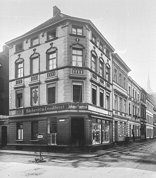 File:Köln - Keupstraße-Ecke Regenstraße (1926) ba mf014804.jpg