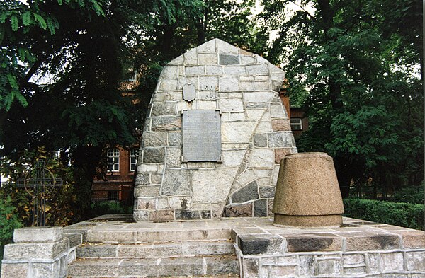 Monument to local Poles who died in the fights for freedom and independence during World War II
