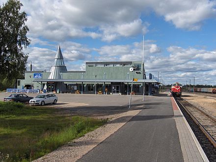 The railway station.