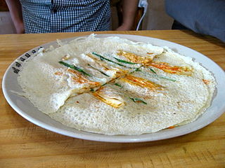 <span class="mw-page-title-main">Memil-buchimgae</span> Korean buckwheat pancake