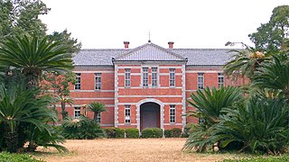 Lycée n°5 de Kumamoto, actuelle université de Kumamoto.