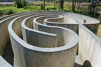 Pontevedra Labyrinth in the Sculpture Island Park