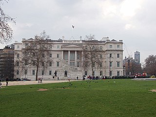 <span class="mw-page-title-main">The Lanesborough</span> Hotel in Knightsbridge, London