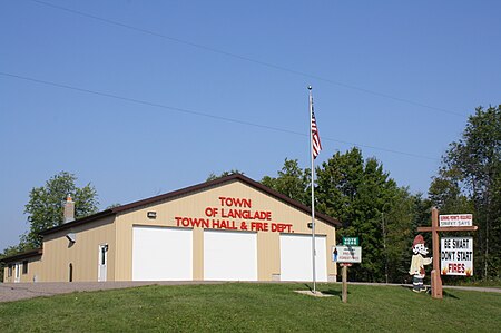 LangladeWisconsinTownHallFireStation2009WIS55.jpg