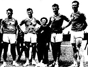 Le Quatre avec barreur de Nantes, (de gauche à droite) Cosmat, Chauvigny, le barreur Noël Vandernotte, Marcel Vandernotte et Fernand Vandernotte (Berlin, 1936).